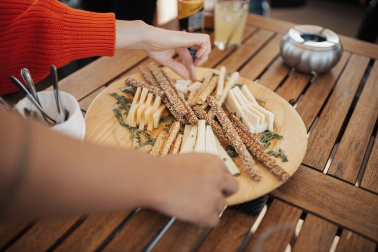 Pourquoi choisir l&rsquo;Auvergne pour un weekend gastronomique ?