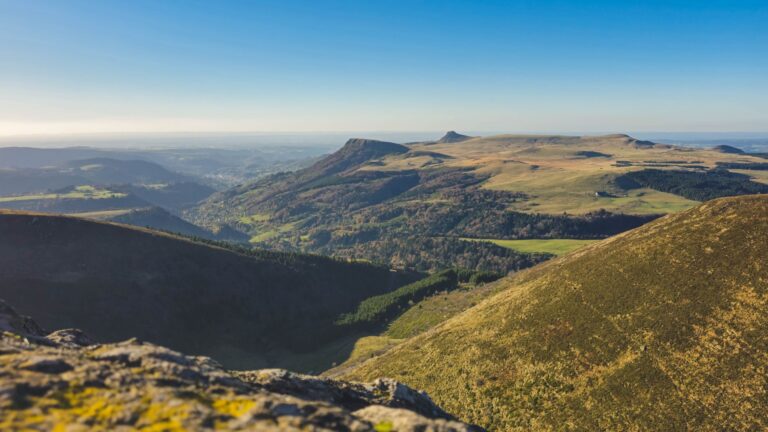 Vous cherchez la détente au bord des rivières en Auvergne ?