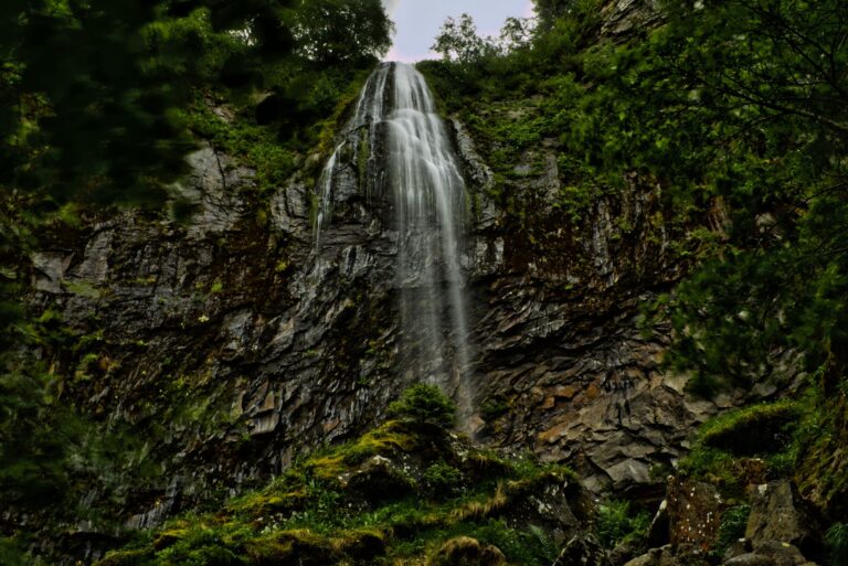Pourquoi les cascades en Auvergne sont-elles si captivantes ?