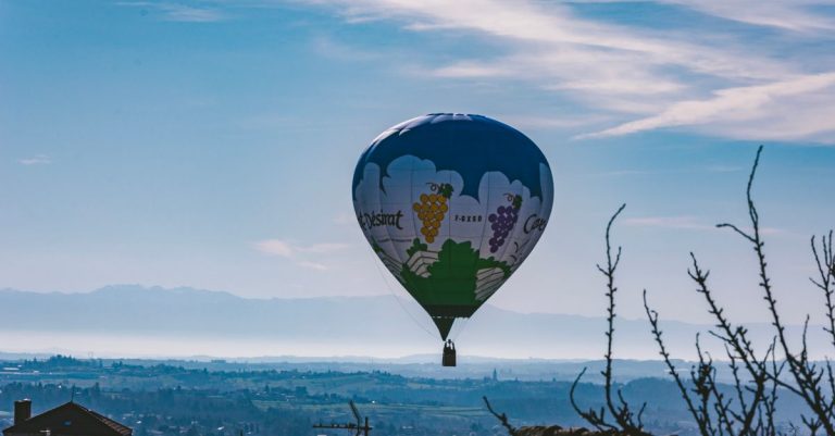 L’Auvergne vue du ciel, essayez cette activité de loisirs inhabituelle