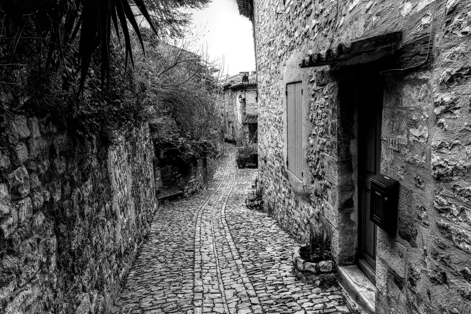 Quels sont les villages pittoresques à explorer en Auvergne ?